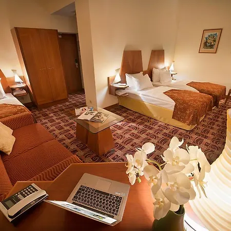 Nocleg ze śniadaniem Old Town 3*