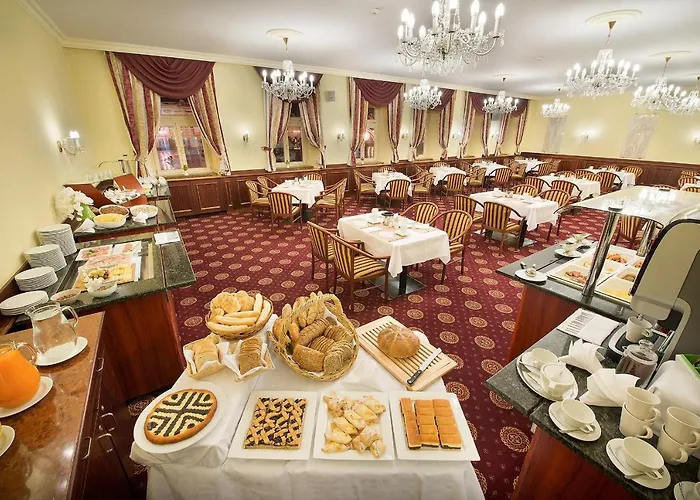 Couette-café Old Town 3*